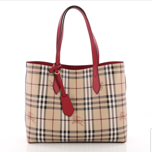 Burberry Handbags - 💯 Auth Burberry Reversible Red/Beige Tote Bag